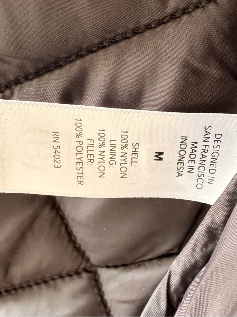 Athleta Quilted Puffer Vest in Charcoal Black - Picture 6 of 6